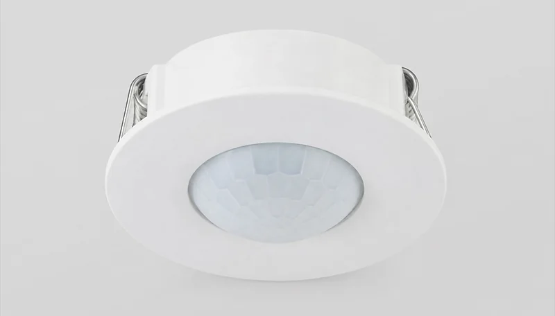 Recessed IR sensor