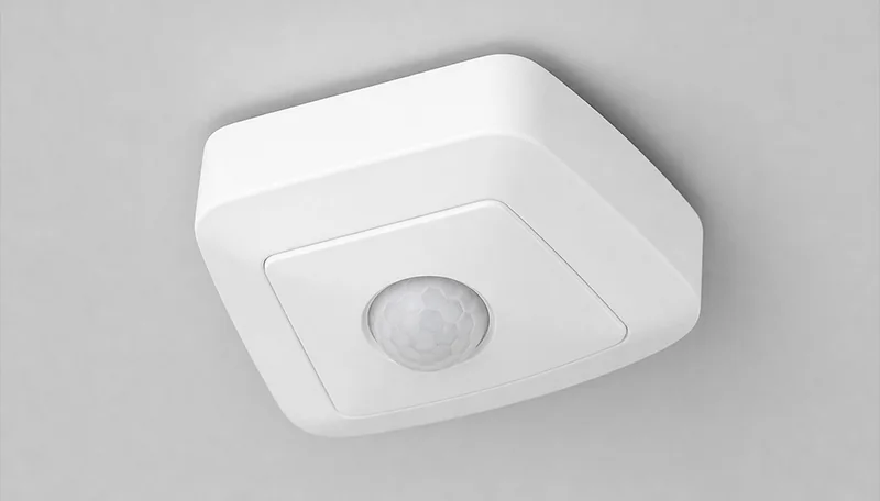 Ceiling illuminance PIR sensor
