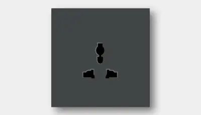 Three-gang international controlled outlet